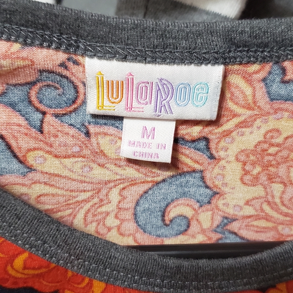 Lularoe randy - Picture 2 of 3